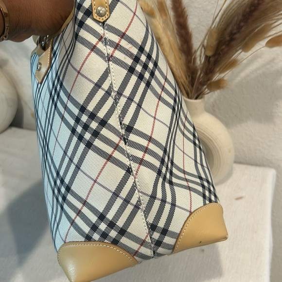 BURBERRY Nova Check Hand Bag Nylon Beige Auth bs15243 - Picture 4 of 13